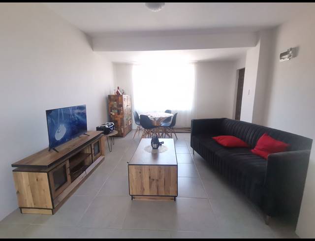 2 BEDROOM FLAT TO LET IN FYNNLAND